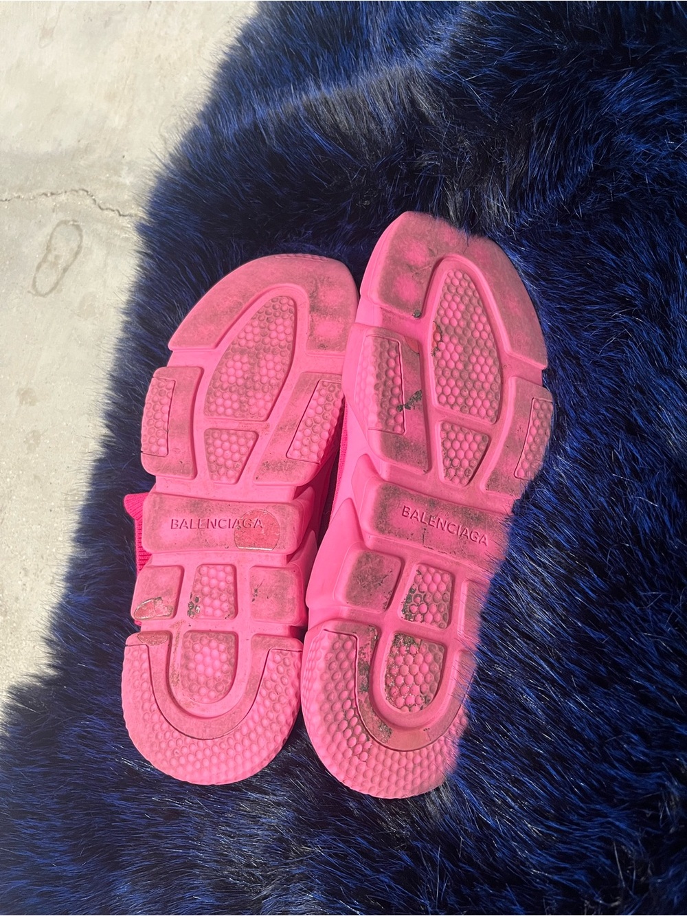 Balenciaga Women’s Vibrant Pink Sock Sneakers Size 9/ 40EU - Picture 5 of 5